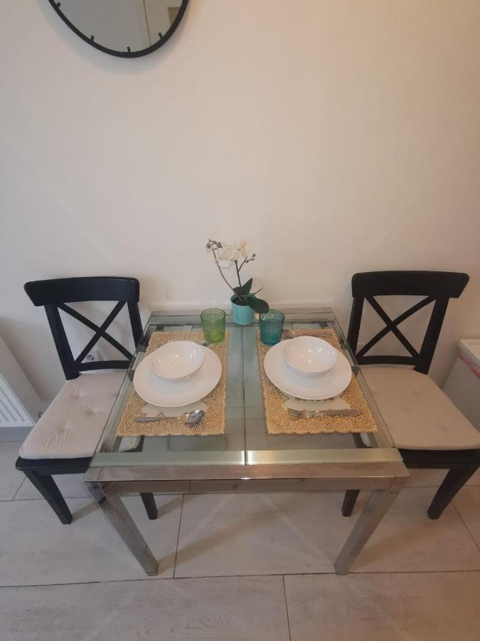 Tiny Apartment In City Center Zagabria Esterno foto